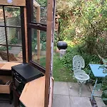 Tiny Hideaway In Cambridge