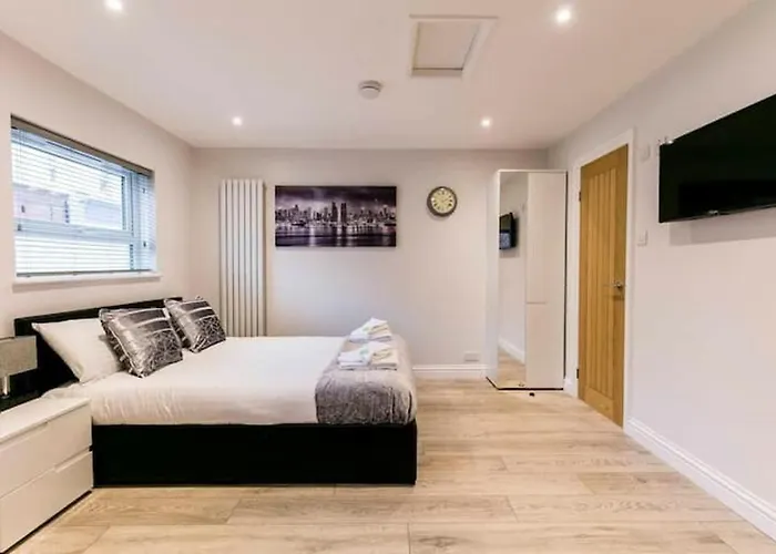 City Cb1 Studio Just Off Mill Rd, Close To Train Station - Walk To Station And City Centre