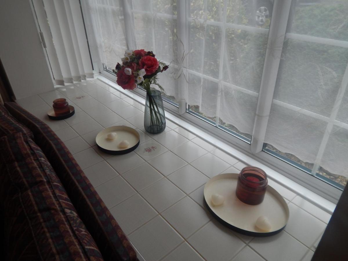 Holiday home Two Bedroom Corporate And Family With Parking In Popular Location