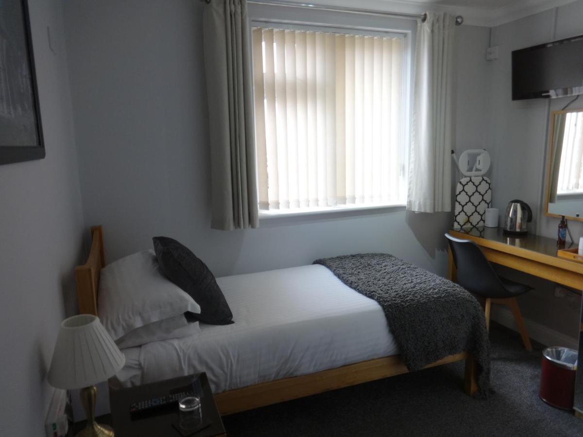 Guest house Autumn House 4*
