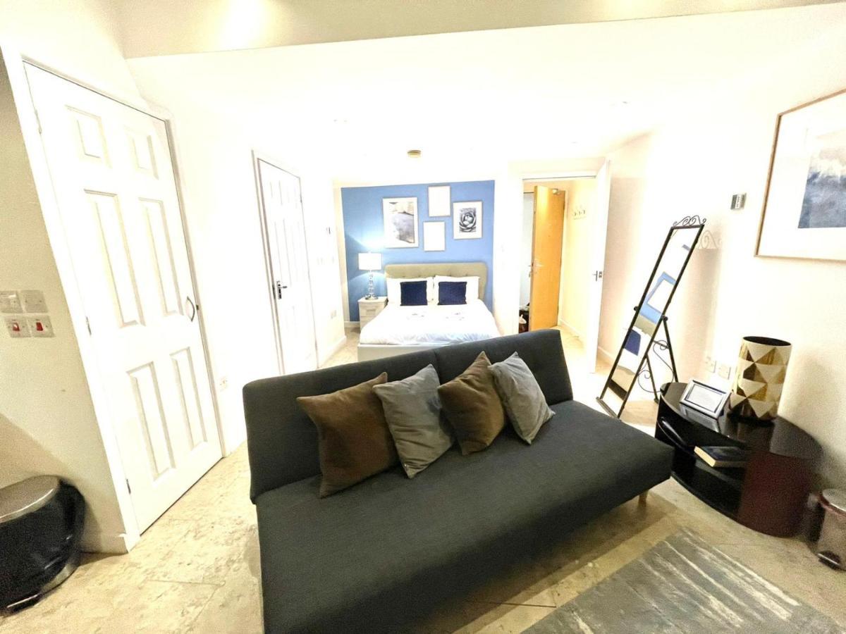 Koala & Tree - Cambridge Centric Location Renovated Studios - Short Lets & Serviced Accommodation * Cambridge (Cambridgeshire)
