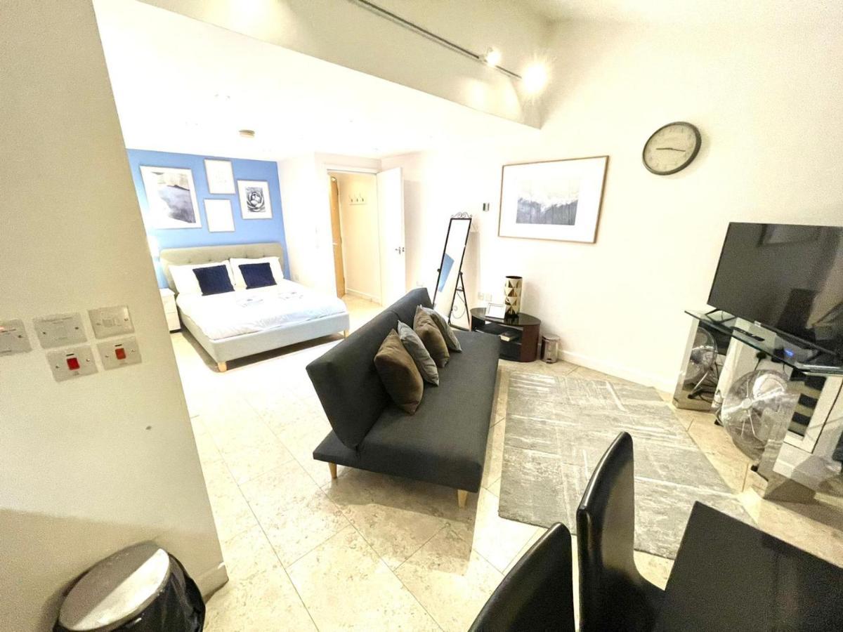 Koala & Tree - Cambridge Centric Location Renovated Studios - Short Lets & Serviced Accommodation Cambridge (Cambridgeshire)