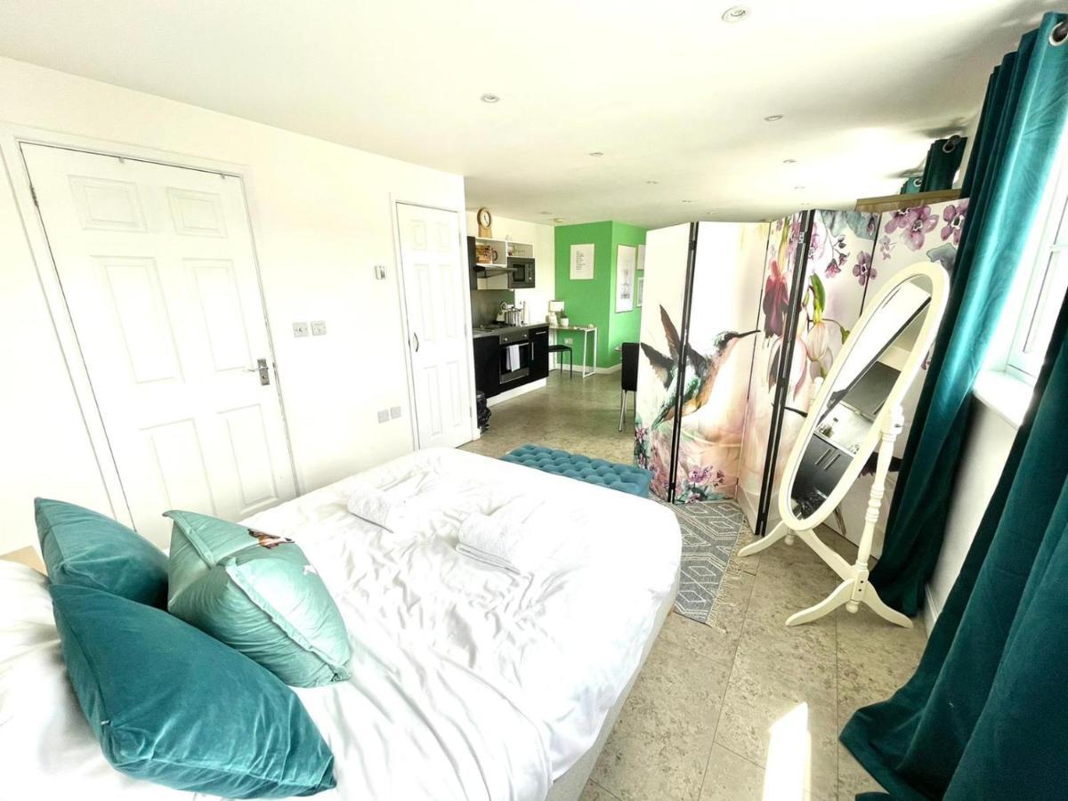 Apartment Koala & Tree - Cambridge Centric Location Renovated Studios - Short Lets & Serviced Accommodation Cambridge (Cambridgeshire)