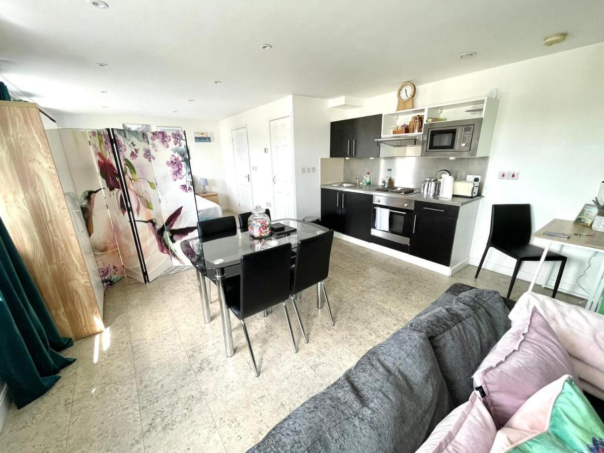Apartment Koala & Tree - Cambridge Centric Location Renovated Studios - Short Lets & Serviced Accommodation Cambridge (Cambridgeshire)