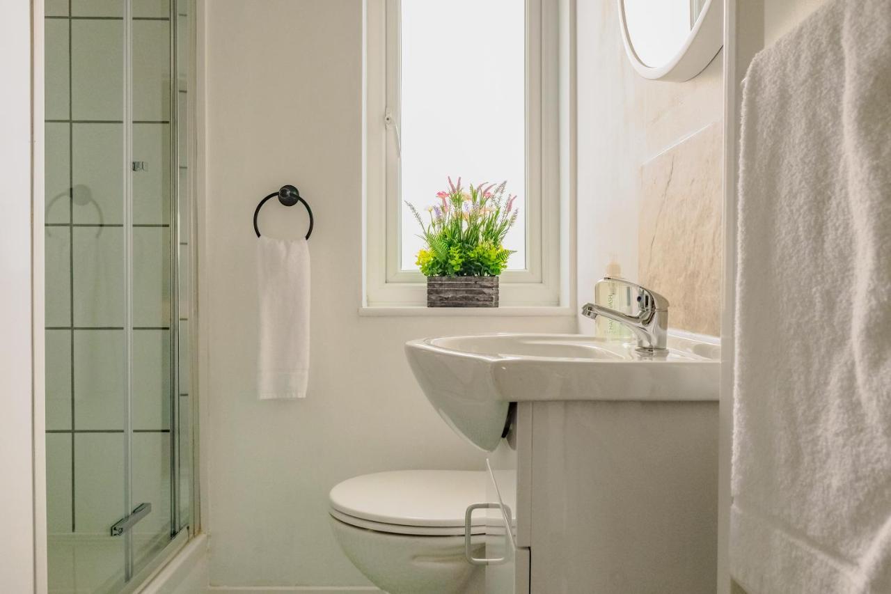 Ditton Fields By Condokeeper Apartment *