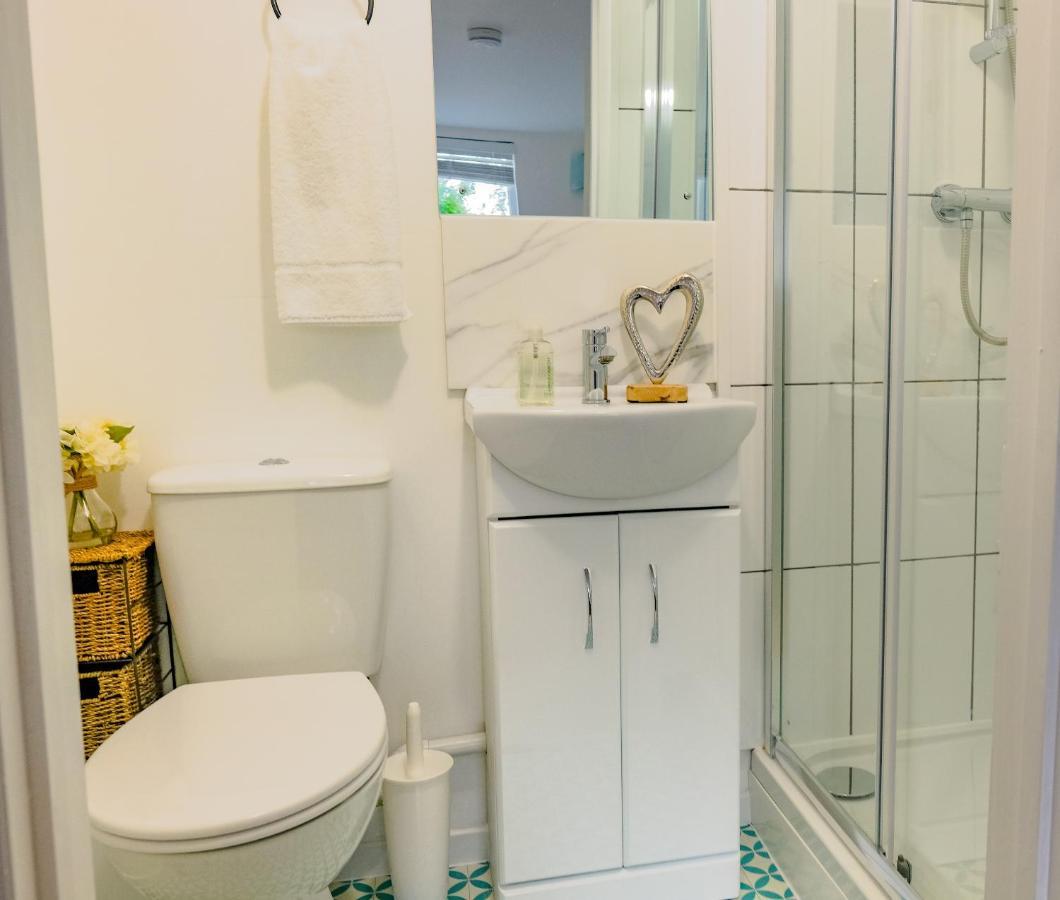 Ditton Fields By Condokeeper Apartment *