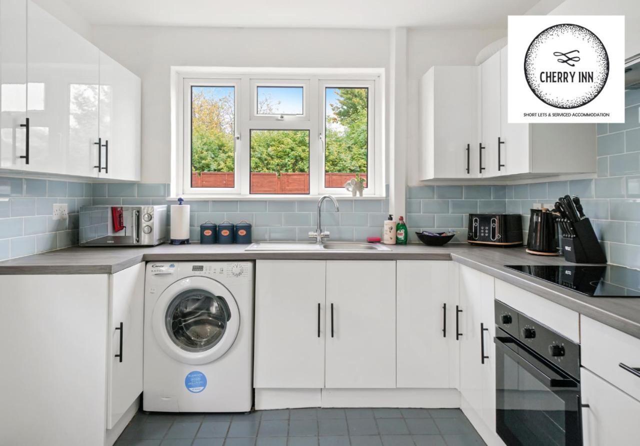 Apartment Large 3 Bedroom House With Parking & Garden By Cherry Short Let's & Services Accomodation Cambridge (Cambridgeshire)