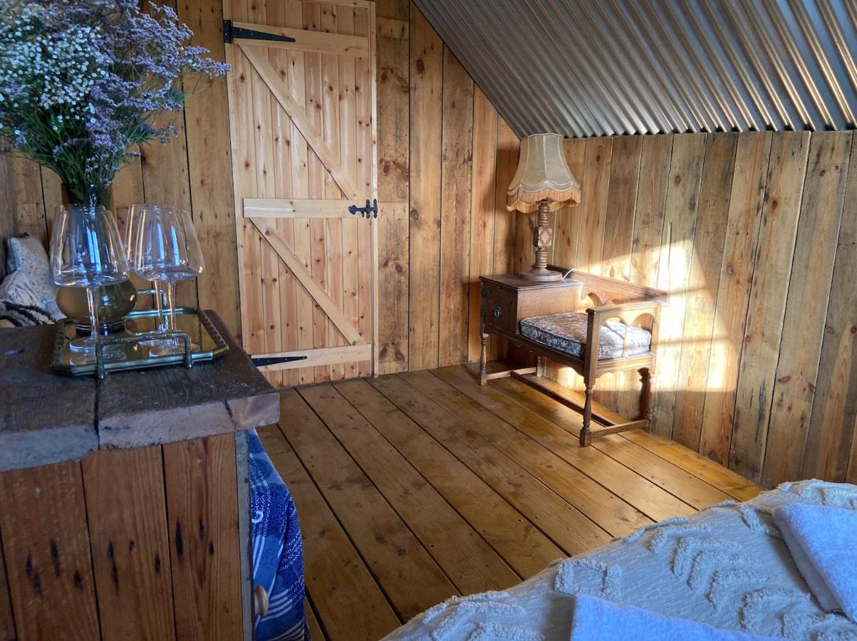 Fen Meadows Glamping - Luxury And Bell Tents Cambridge (Cambridgeshire)