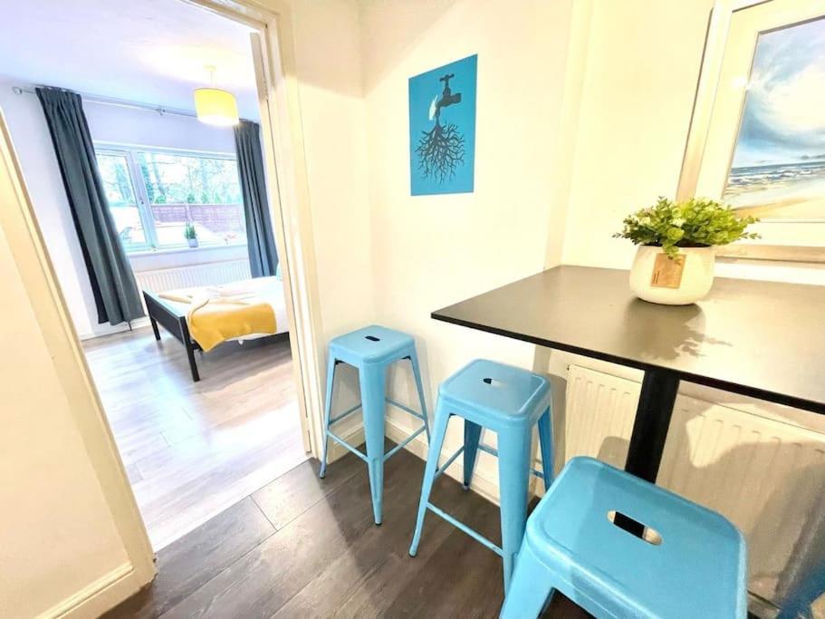 Holiday home Serene And Cozy 1-bedroom House With Parking
