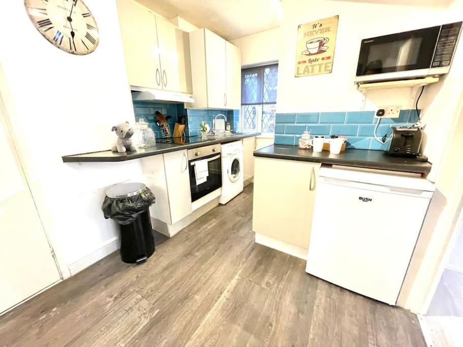 Serene And Cozy 1-bedroom House With Parking Cambridge (Cambridgeshire)