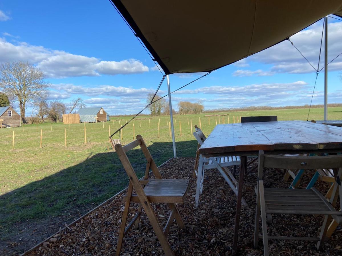 Fen Meadows Glamping - Luxury And Bell Tents Cambridge (Cambridgeshire)