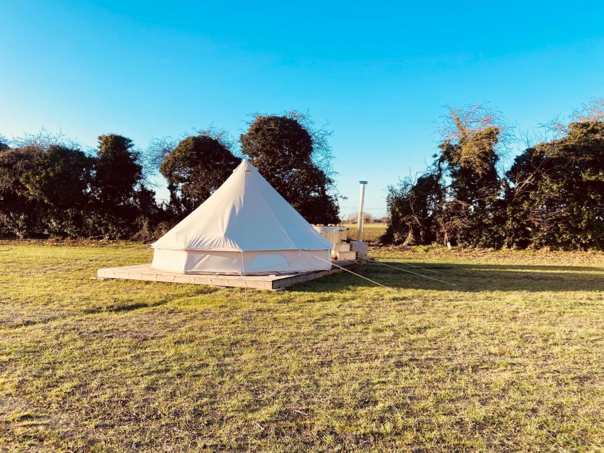 Campsite Fen Meadows Glamping - Luxury And Bell Tents *