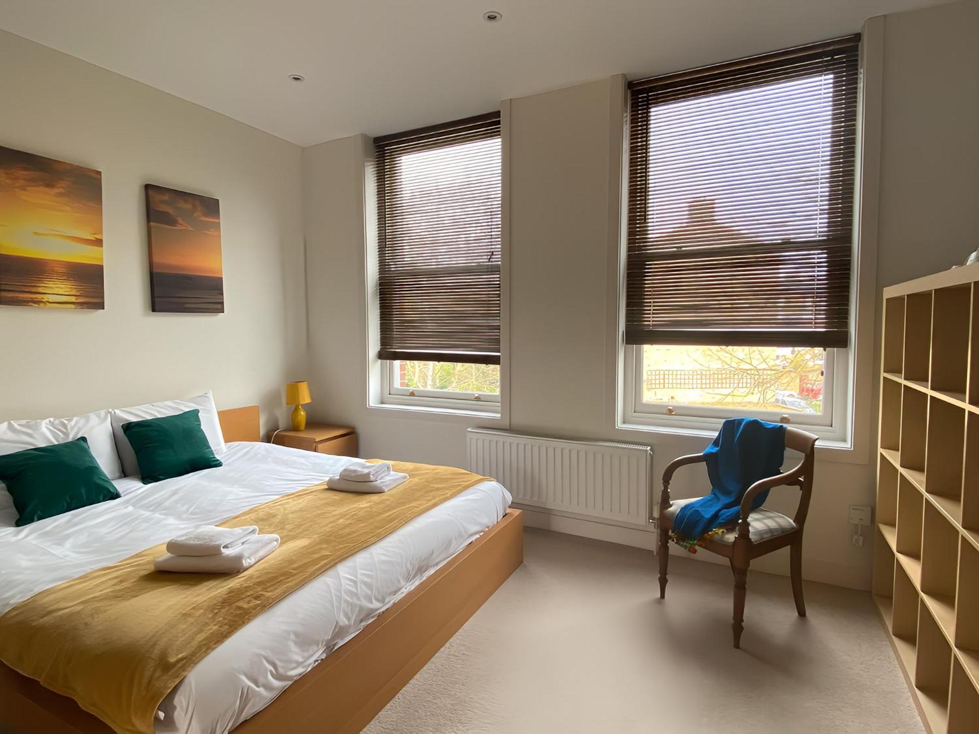 Apartment Diamond 2br Apartment-central-parking-walk To City & Train Station *