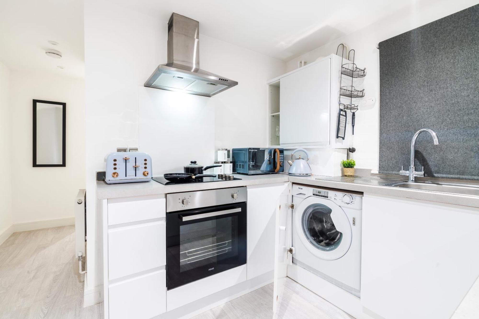Charming 2-bedroom Town House - Short Walk From The Station Cambridge (Cambridgeshire)