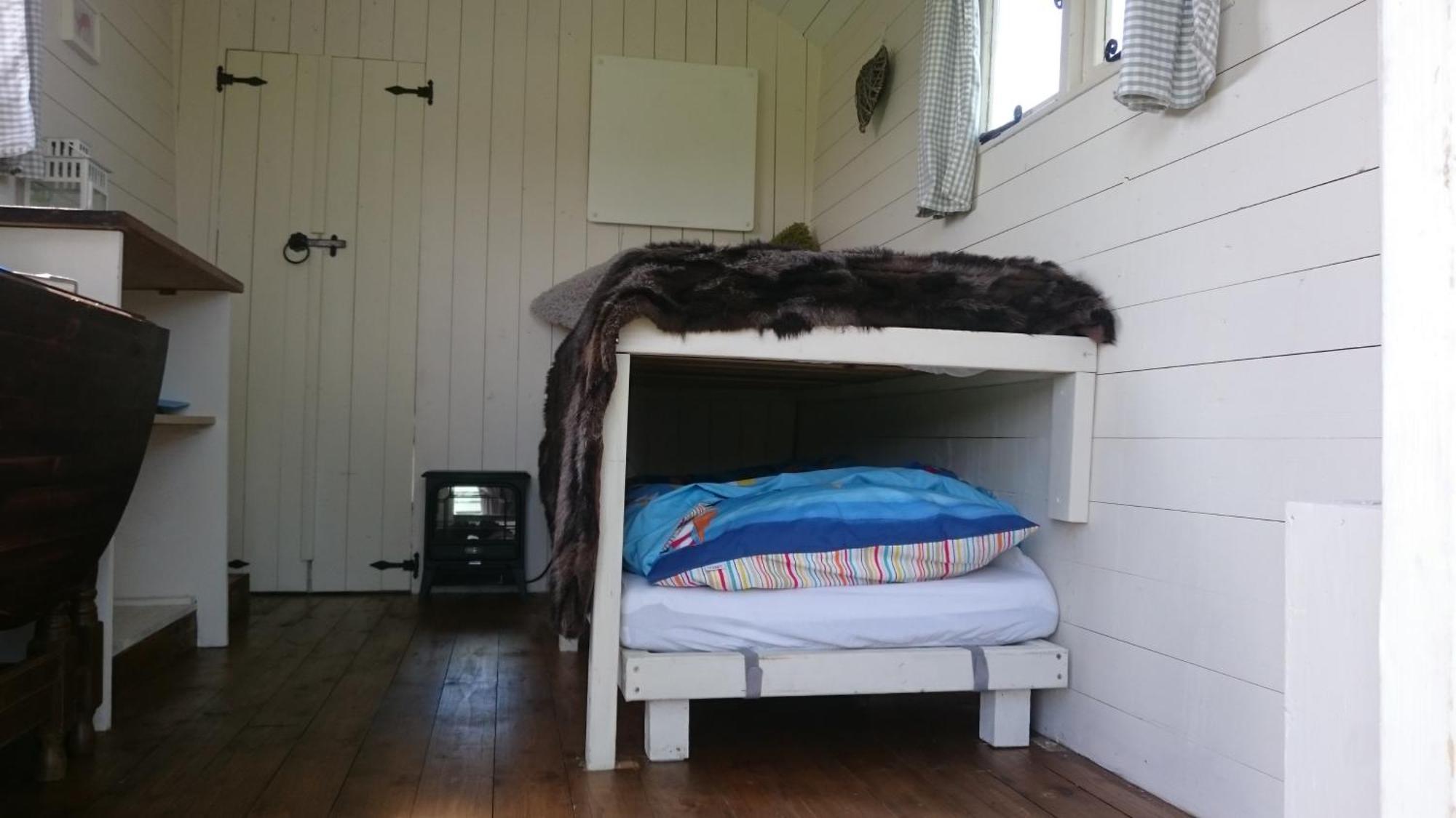 Farm stay Pidley Bottom Cottages - Luxury Sc Rooms - Fully Furnished And Equipped - Kitchen - Towels And Linen Included *