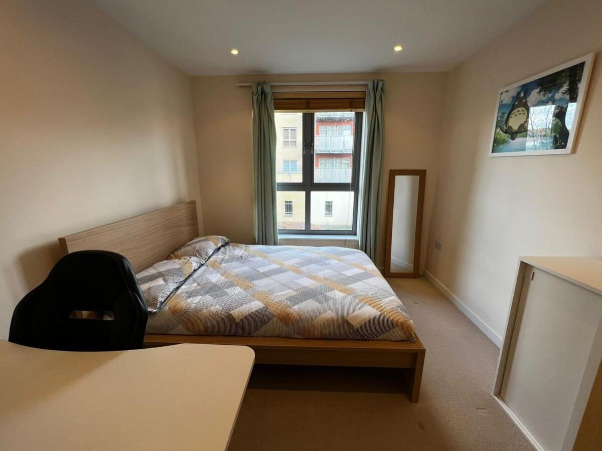 2 Bedroom Flat Next To Train Station & Gated Parking Cambridge (Cambridgeshire)