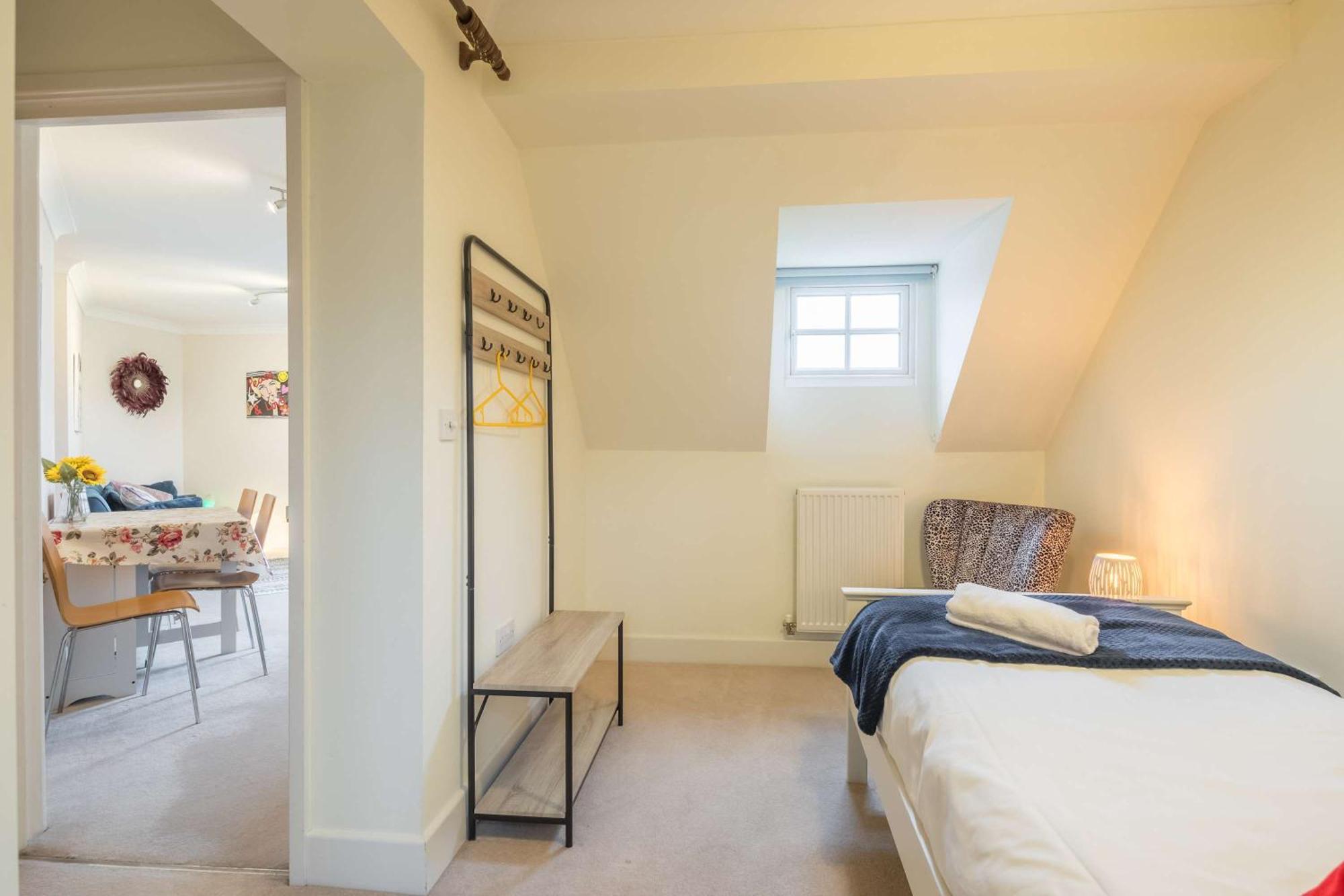 Apartment Fabulous 3bed - With Parking *