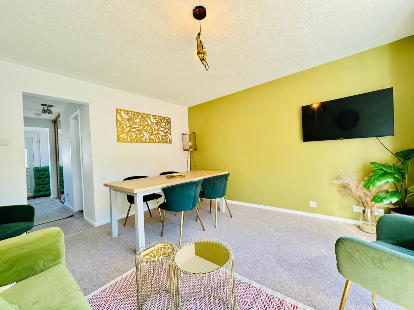 Jade's Cozy Retreat: Pet-friendly 2-bed With Garden Cambridge (Cambridgeshire)