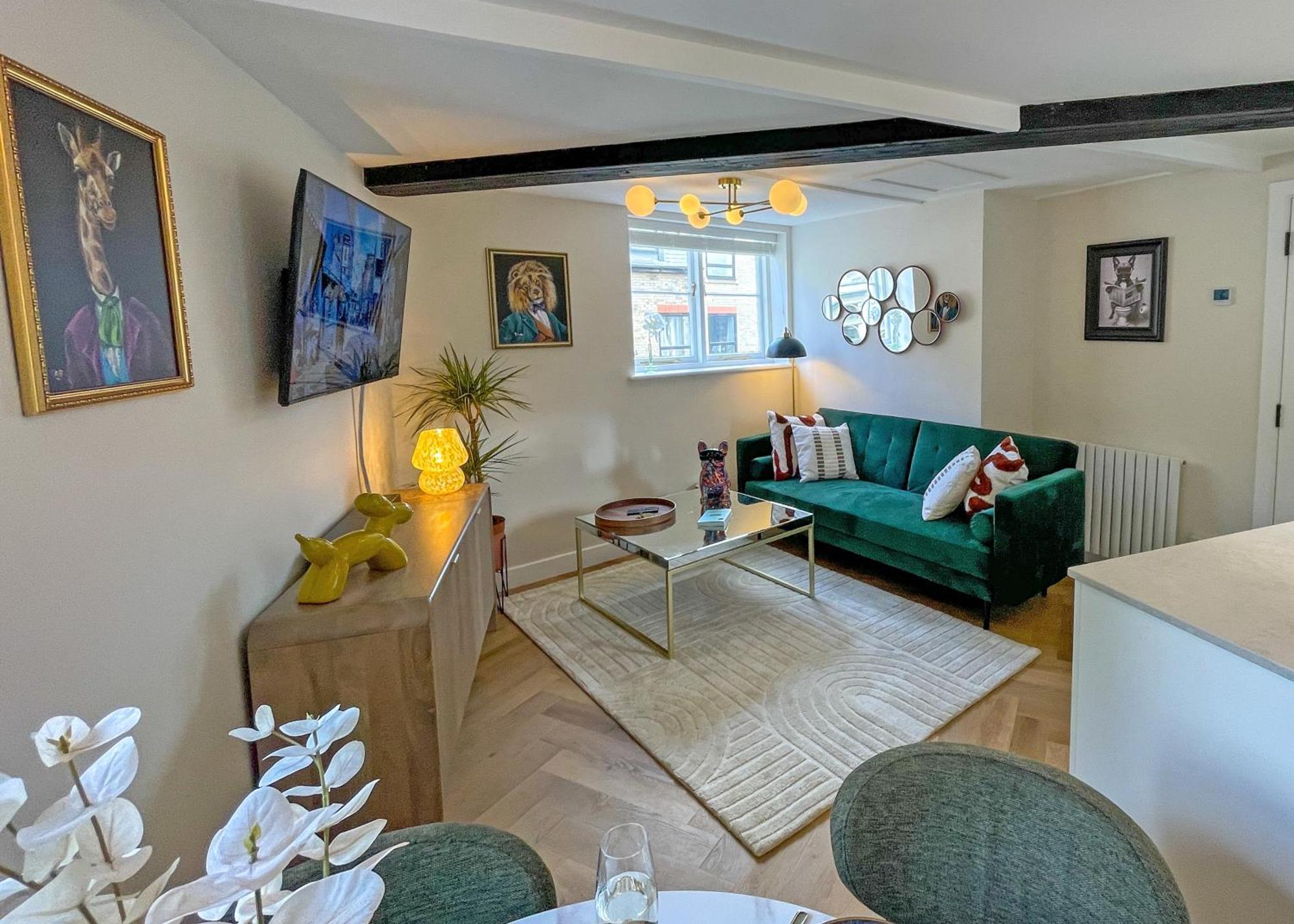 Apartment Very Location - Luxury Boutique 1 Bed Flat By River And Centre