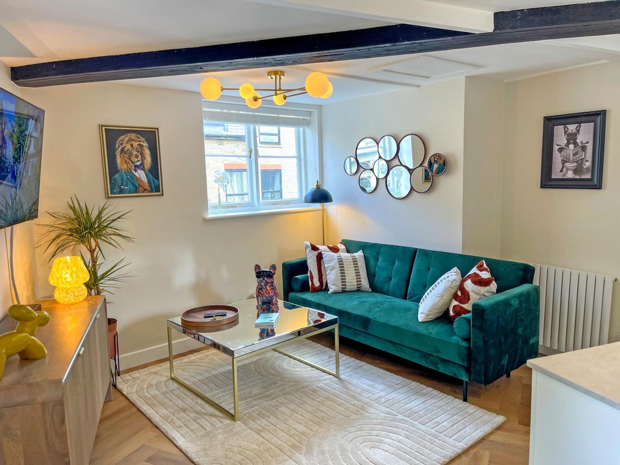 Very Location - Luxury Boutique 1 Bed Flat By River And Centre