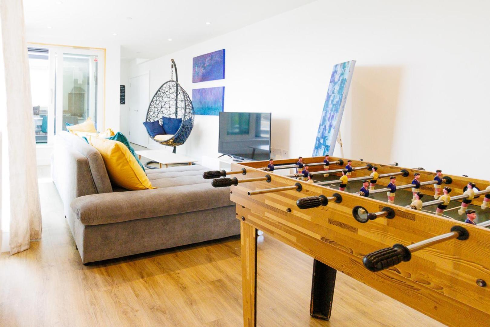Diamond Penthouse: Centre Oasis With Stunning Views Apartment