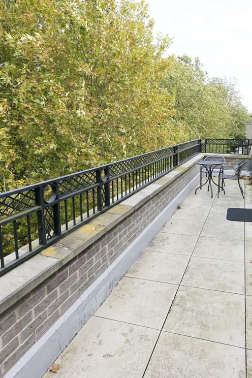 Penthouse 5 Mins Walk To Centre & Colleges With Balcony & Sleeps 6 *
