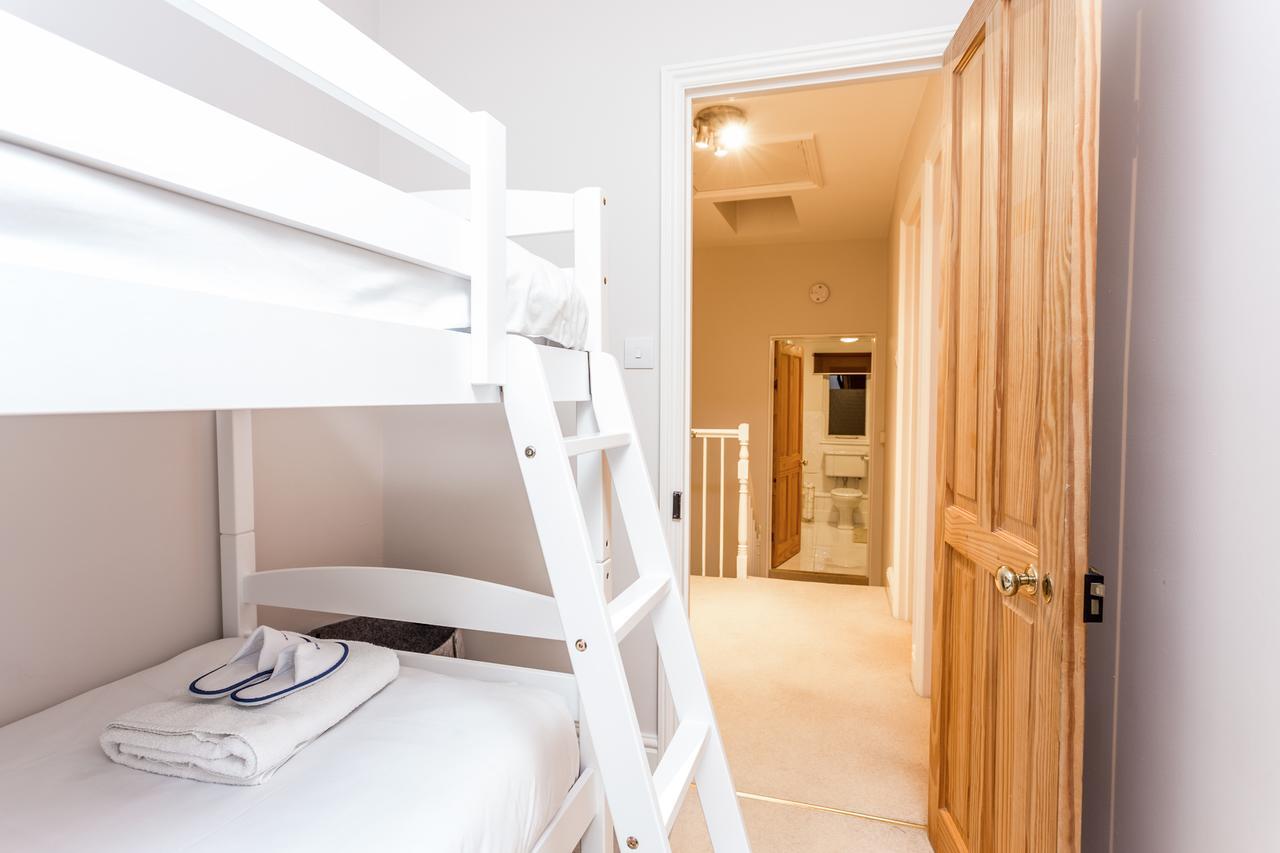 The Modern Classic - Contemporary & Elegant 3bdr *