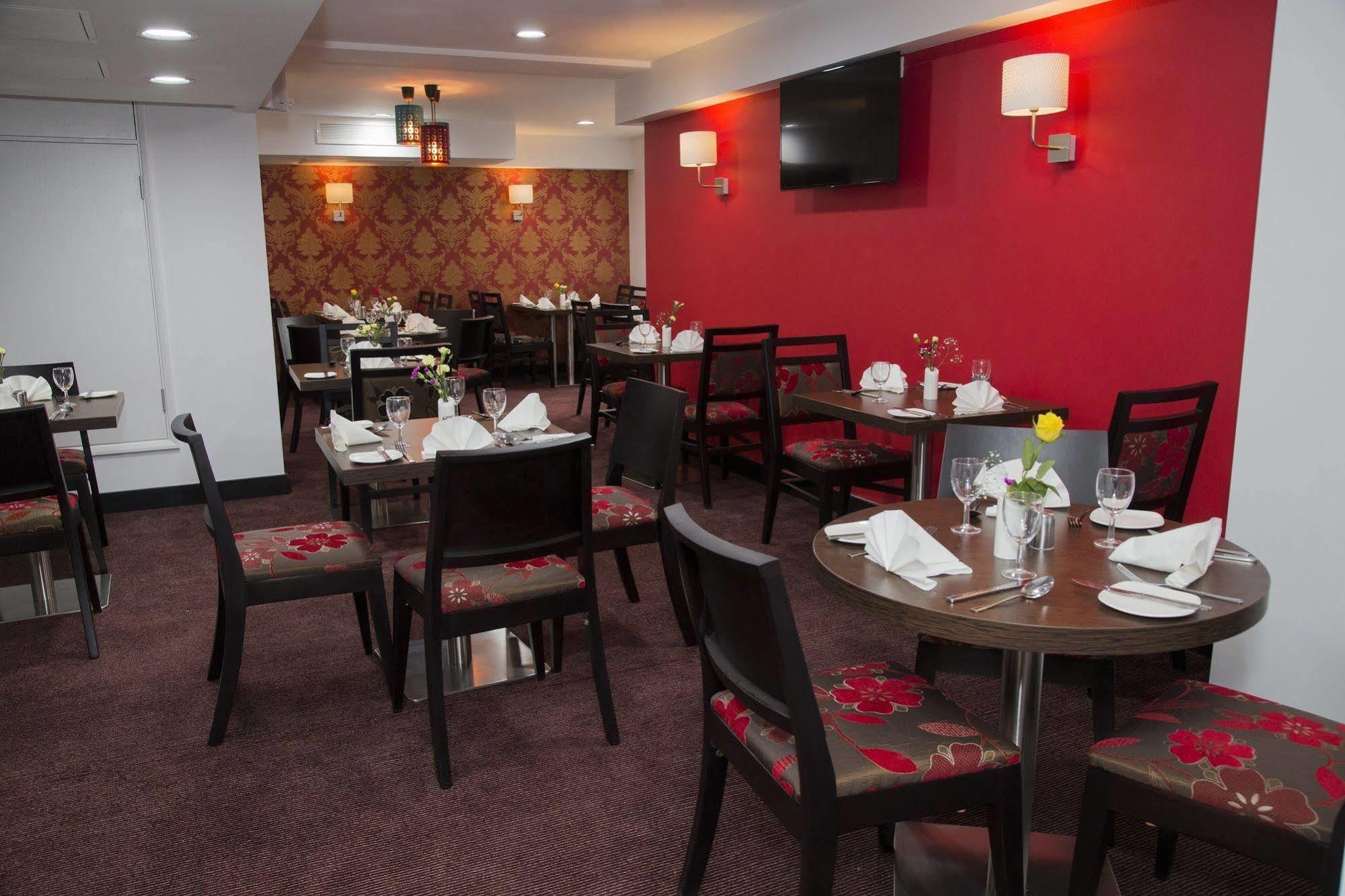 Hotel Ramada Cambridge Fen Drayton