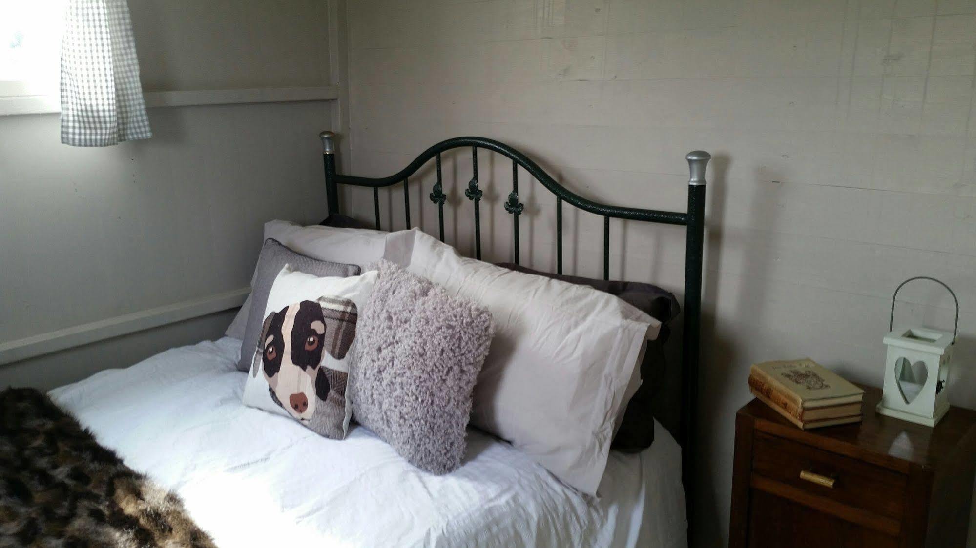 Pidley Bottom Cottages - Luxury Sc Rooms - Fully Furnished And Equipped - Kitchen - Towels And Linen Included