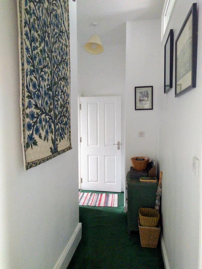 Cambridge Farmers Outlet Homestay *