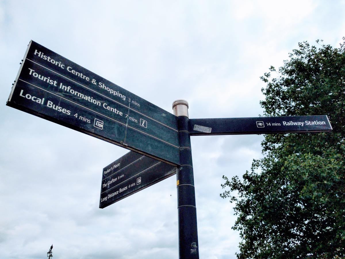 Homestay Cambridge Farmers Outlet