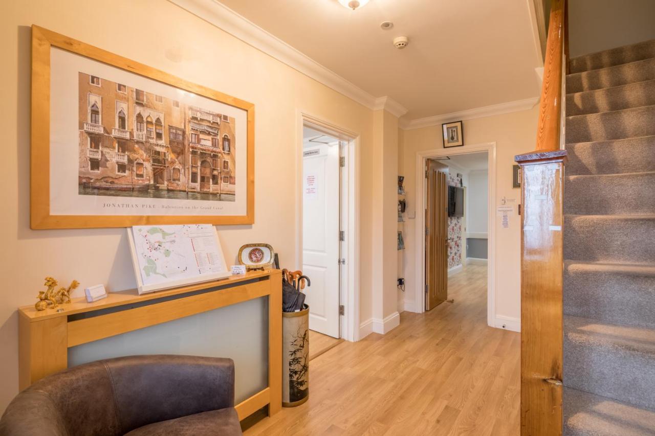 Autumn House Guest house 4*