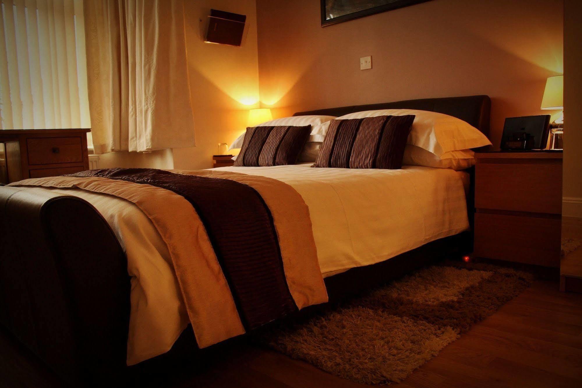 Guest house Autumn House 4*