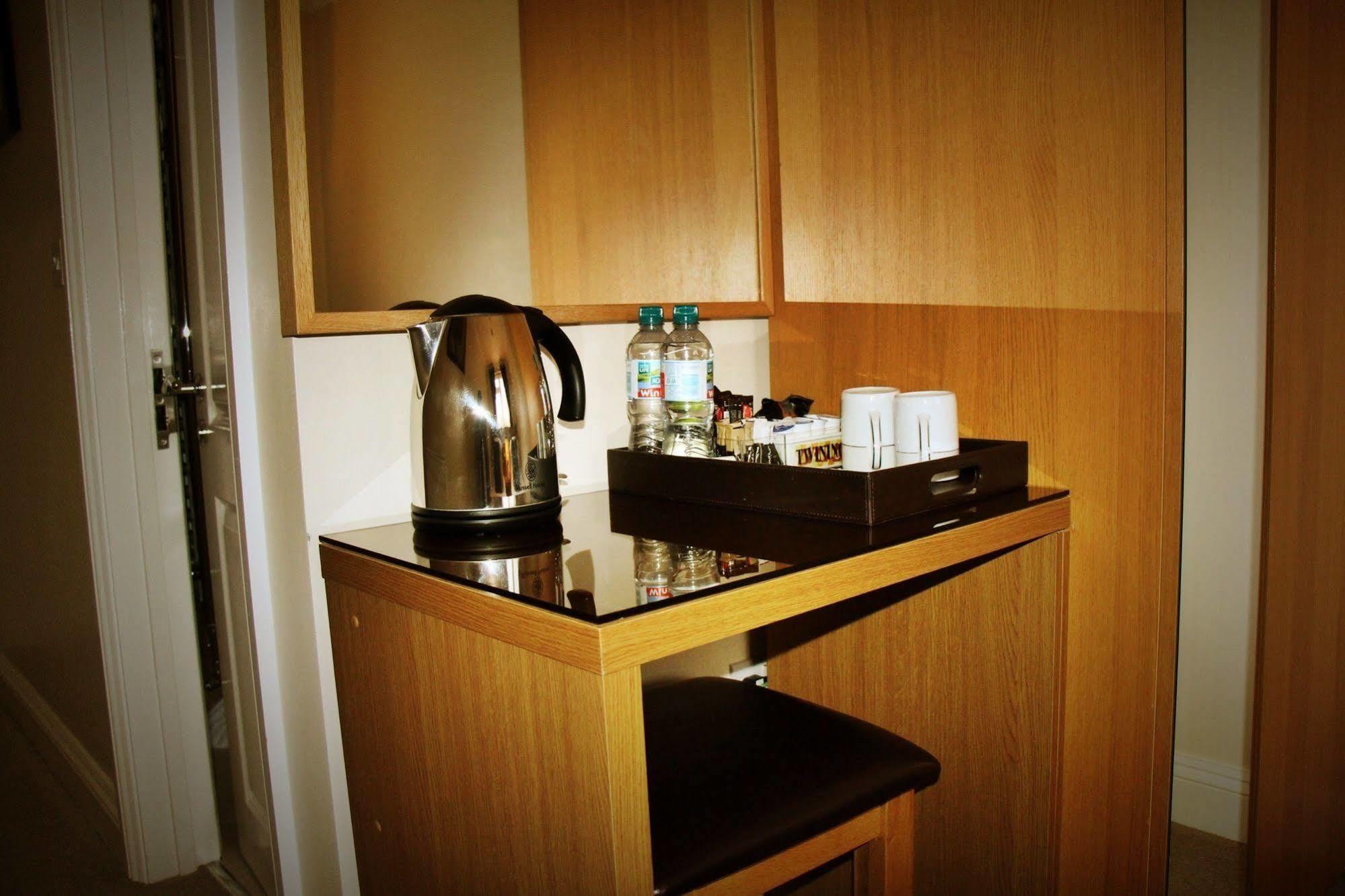 Guest house Autumn House 4*