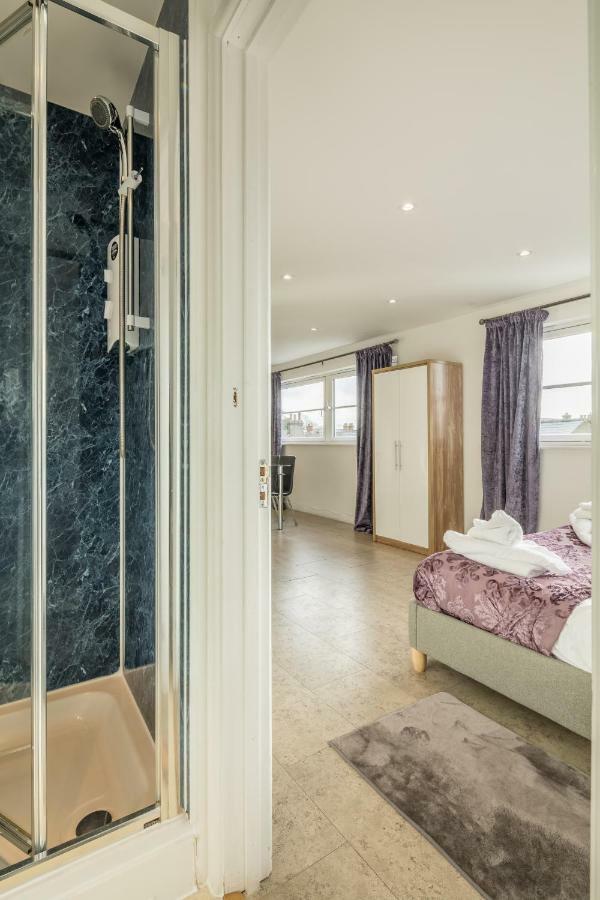Koala & Tree - Cambridge Centric Location Renovated Studios - Short Lets & Serviced Accommodation * Cambridge (Cambridgeshire)