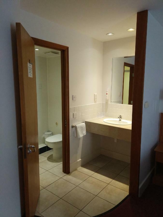 Ramada Cambridge Hotel
