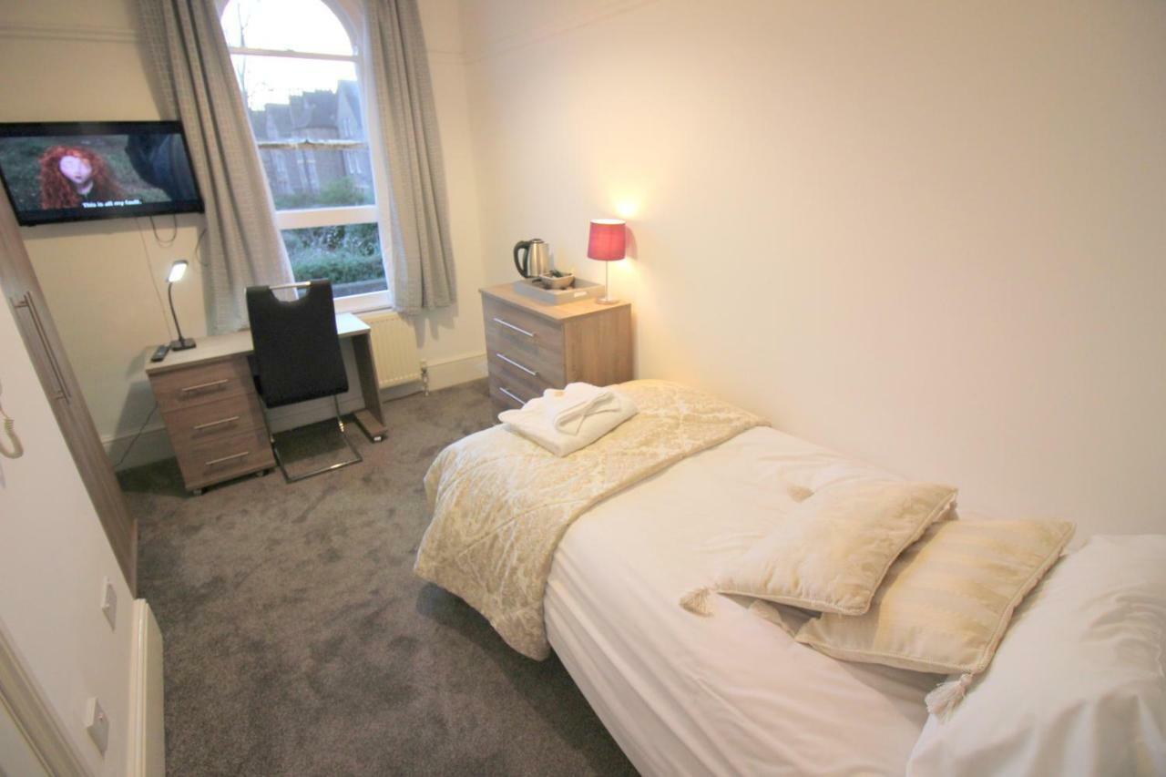 Guest house Cambridge City Rooms By Payman Club