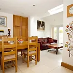 Rosa\'S Bed And Breakfast