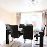 Large Stylish Cambridge House