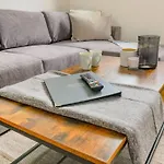 Boutique And Beautiful Apartment