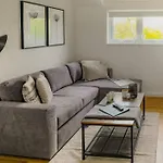 Boutique And Beautiful Apartment