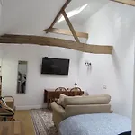 The Old Stables, Whitehall Farmhouse, Oakington