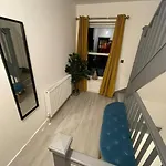 Ferndale Lodge By Mia Living 2 Bedroom Apartment With Parking