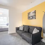 Private Room 5 With Kitchenette By Cb Stays No Minimum Stays