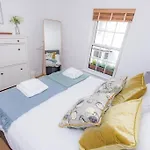 Midsummer Cottage Cambridge