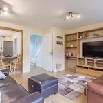 Modern And Comfy 3 Bed Cambridge House