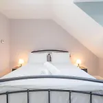 Modern And Comfy 3 Bed Cambridge House