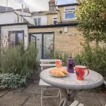 Beautiful Victorian House In Central Cambridge