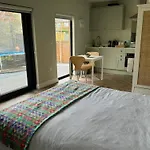 Gorgeous Studio!