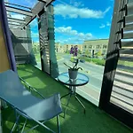 Cambridge Stays - Apartment At Addenbrooke Hospital And Bio Campus - Free Private Parking